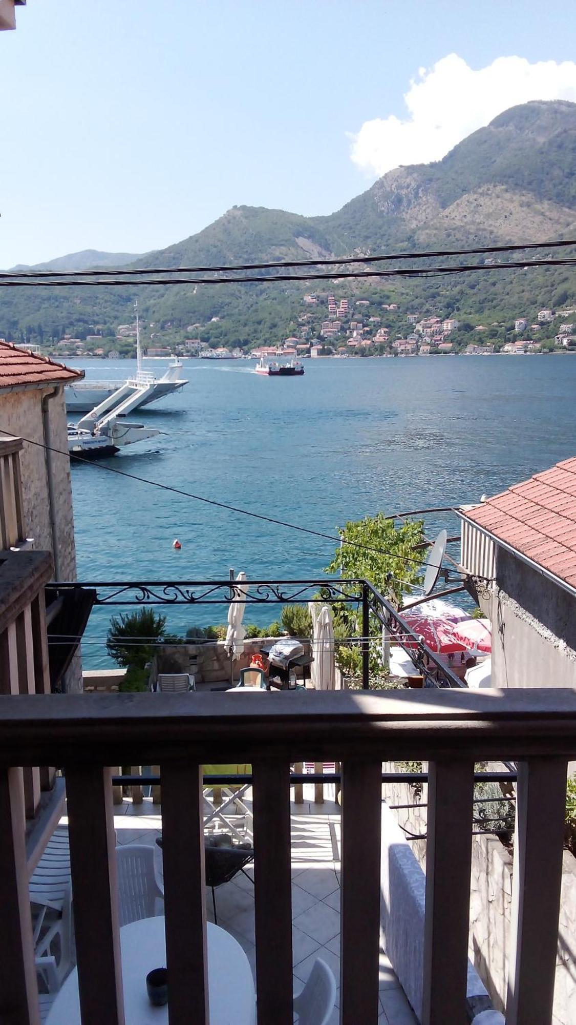 Apartment Aleksandar Tivat Exteriér fotografie