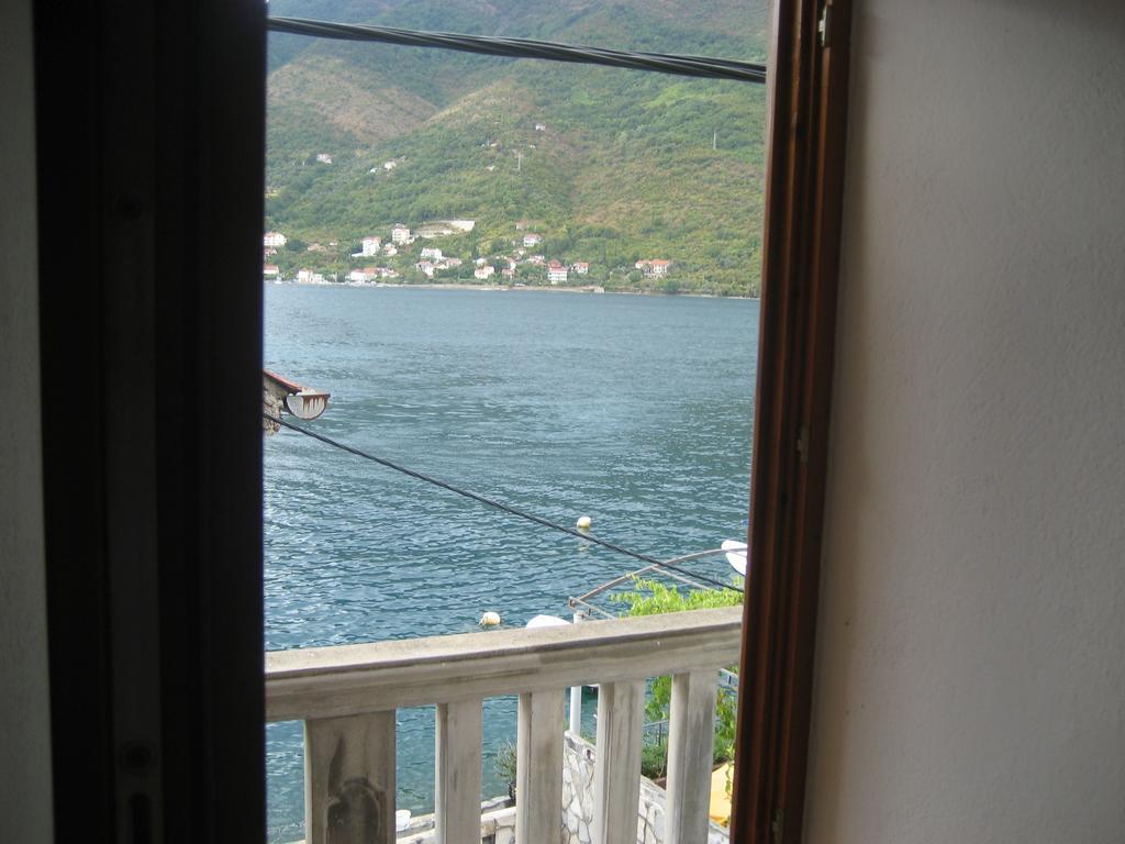 Apartment Aleksandar Tivat Exteriér fotografie