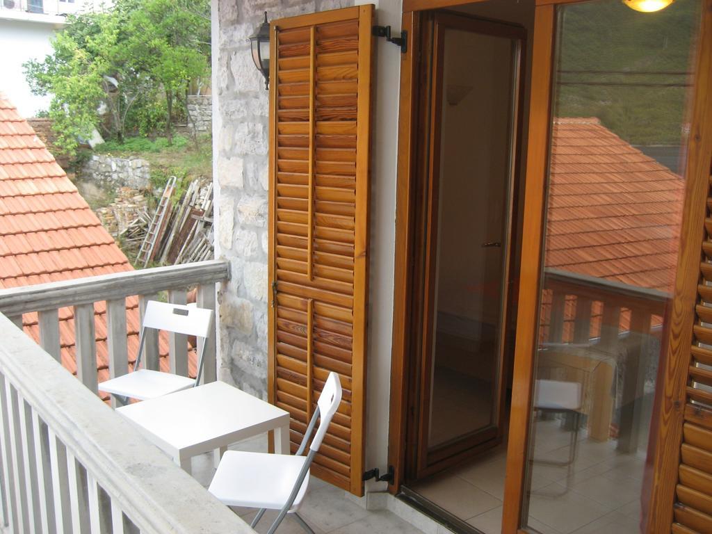 Apartment Aleksandar Tivat Exteriér fotografie