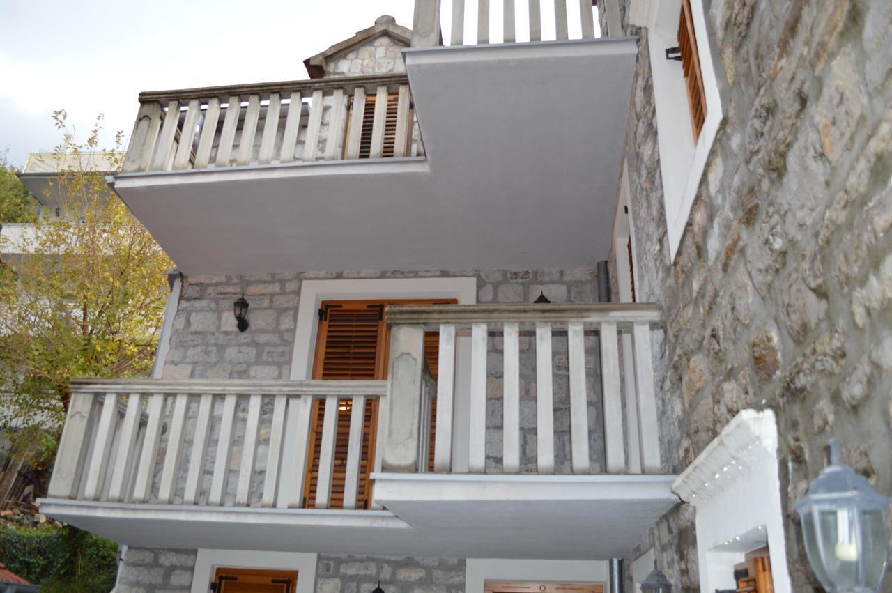 Apartment Aleksandar Tivat Exteriér fotografie