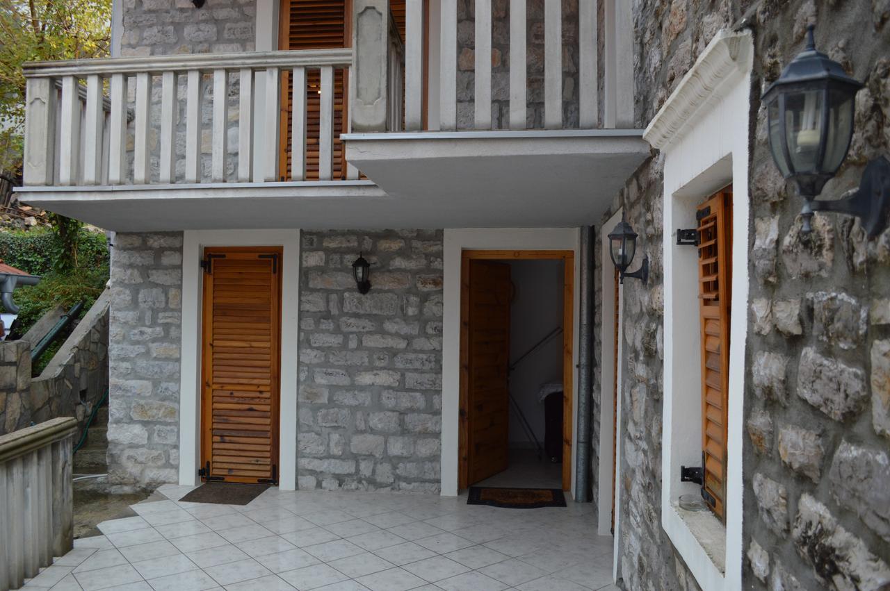 Apartment Aleksandar Tivat Exteriér fotografie